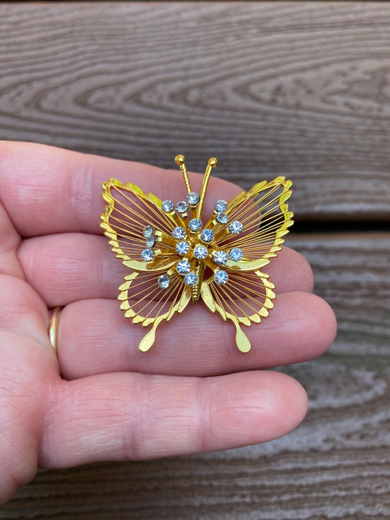 バタフライピンブローチ