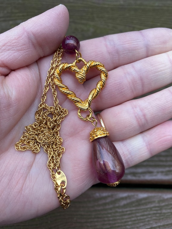 Vintage Jewelry Signed Avon Gorgeous Purple Lucite