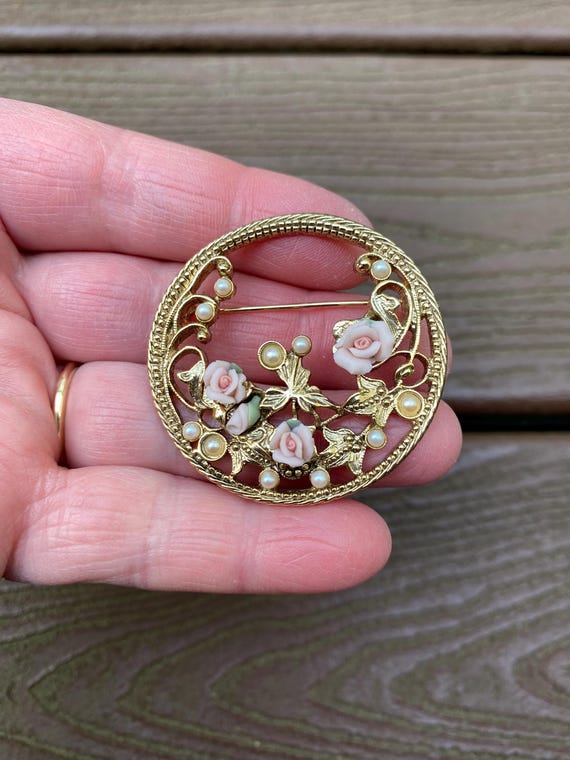Vintage Jewelry Gorgeous 1928 Pink Rose Flowers and Pearls Victorian  Revival Pin Brooch