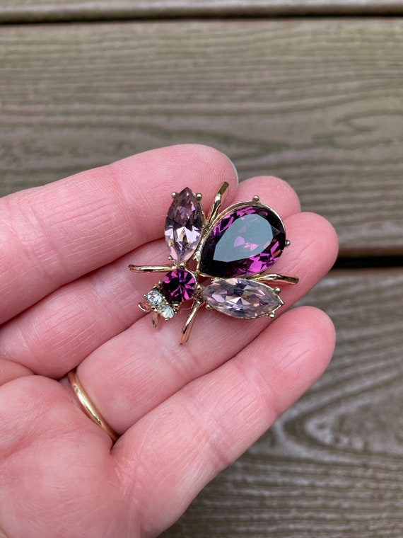 Vintage Jewelry Beautiful Purple Rhinestone Insect