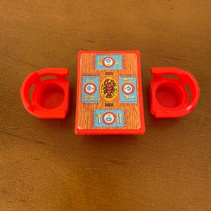 Vintage Fisher-Price Little People Lobster-lithotafel met 2 kapiteinsstoelen voor woonboot