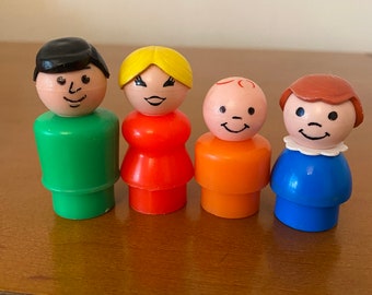 Fisher Price Vintage PLAY FAMILY Little People - In Original Packaging 1966  #663