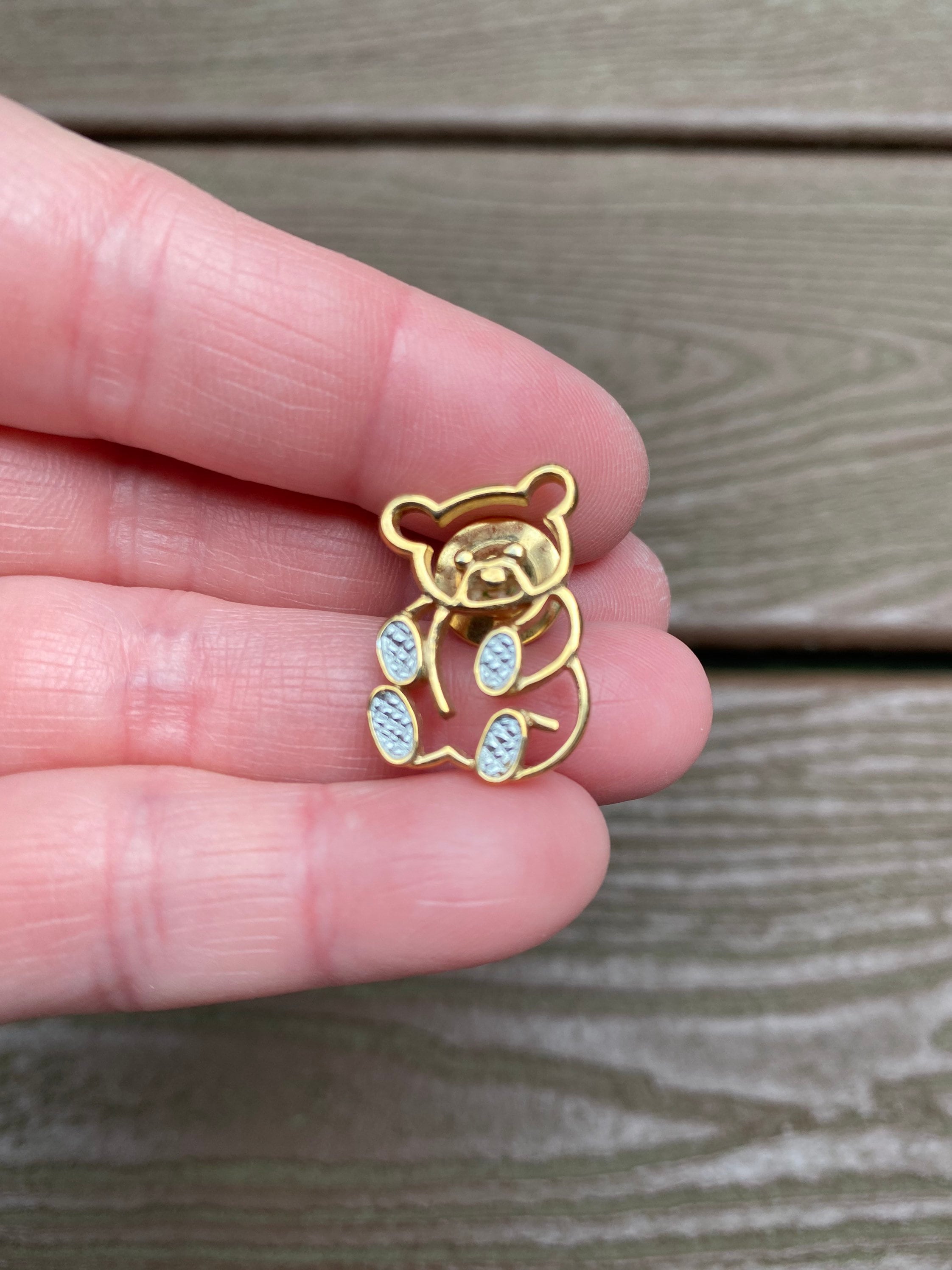 ヴィンテージジュエリー 愛らしいエイボンゴールド＆シルバートーンの