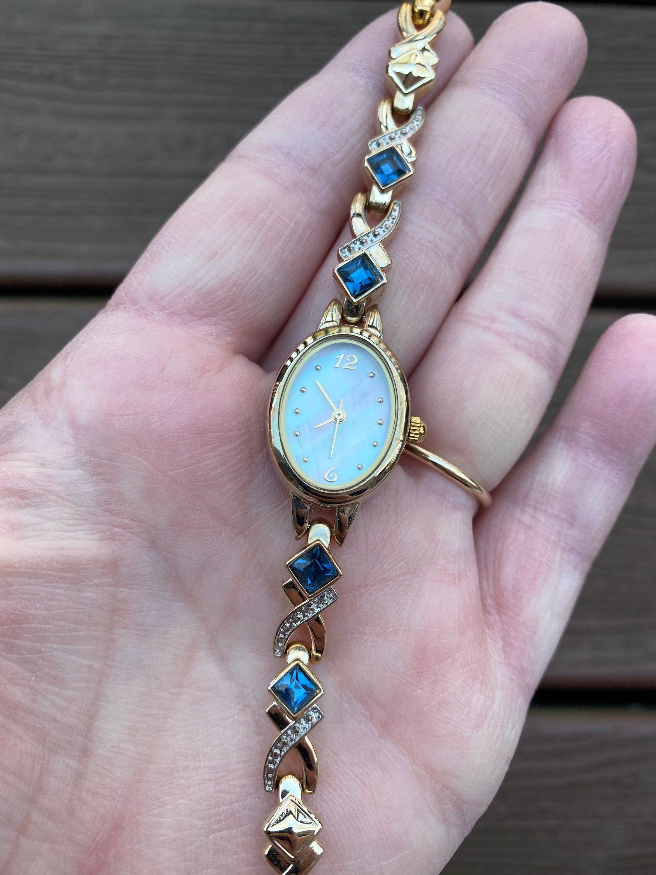 Vintage Christian Benet Watch Women\'s iced out LADIES CHRISTIAN BENET WATCH & BRACELET CAMEO WRISTWATCH  main image 2