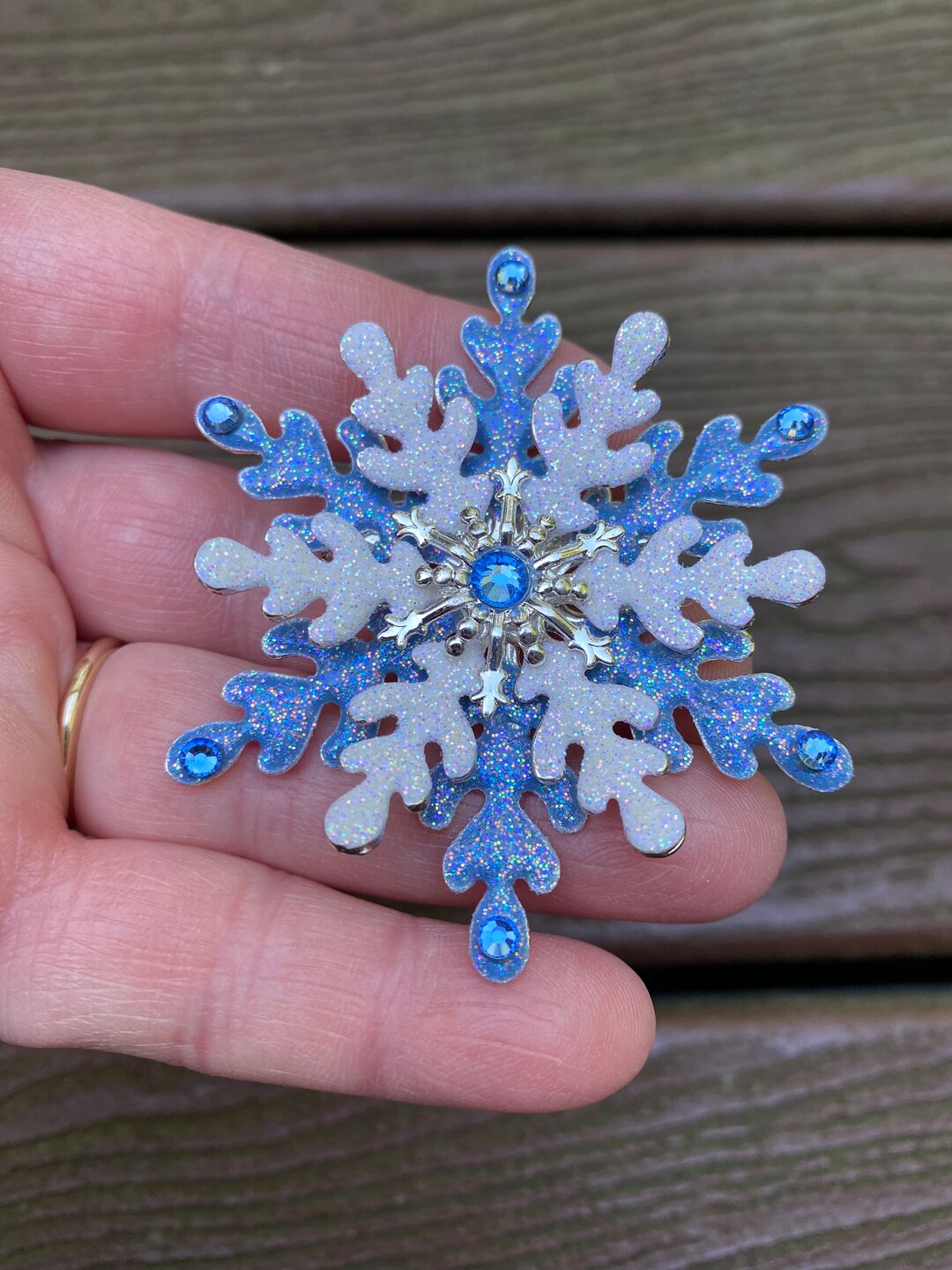 Vintage Jewelry Beautifully Detailed Sparkly Rhinestone Snowflake Pin ...