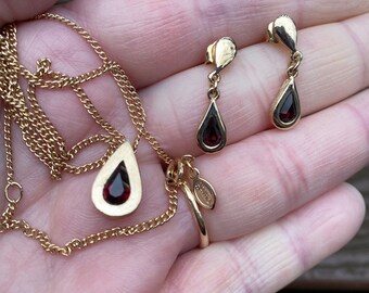 Vintage Jewelry Signed Avon Beautiful 1970s New Old Store Stock