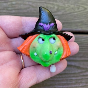 Vintage Jewelry Signed Hallmark Adorable Wind Up Halloween Witch Pin Brooch