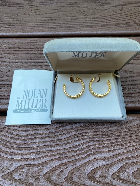 Nolan miller jewelry value clearance