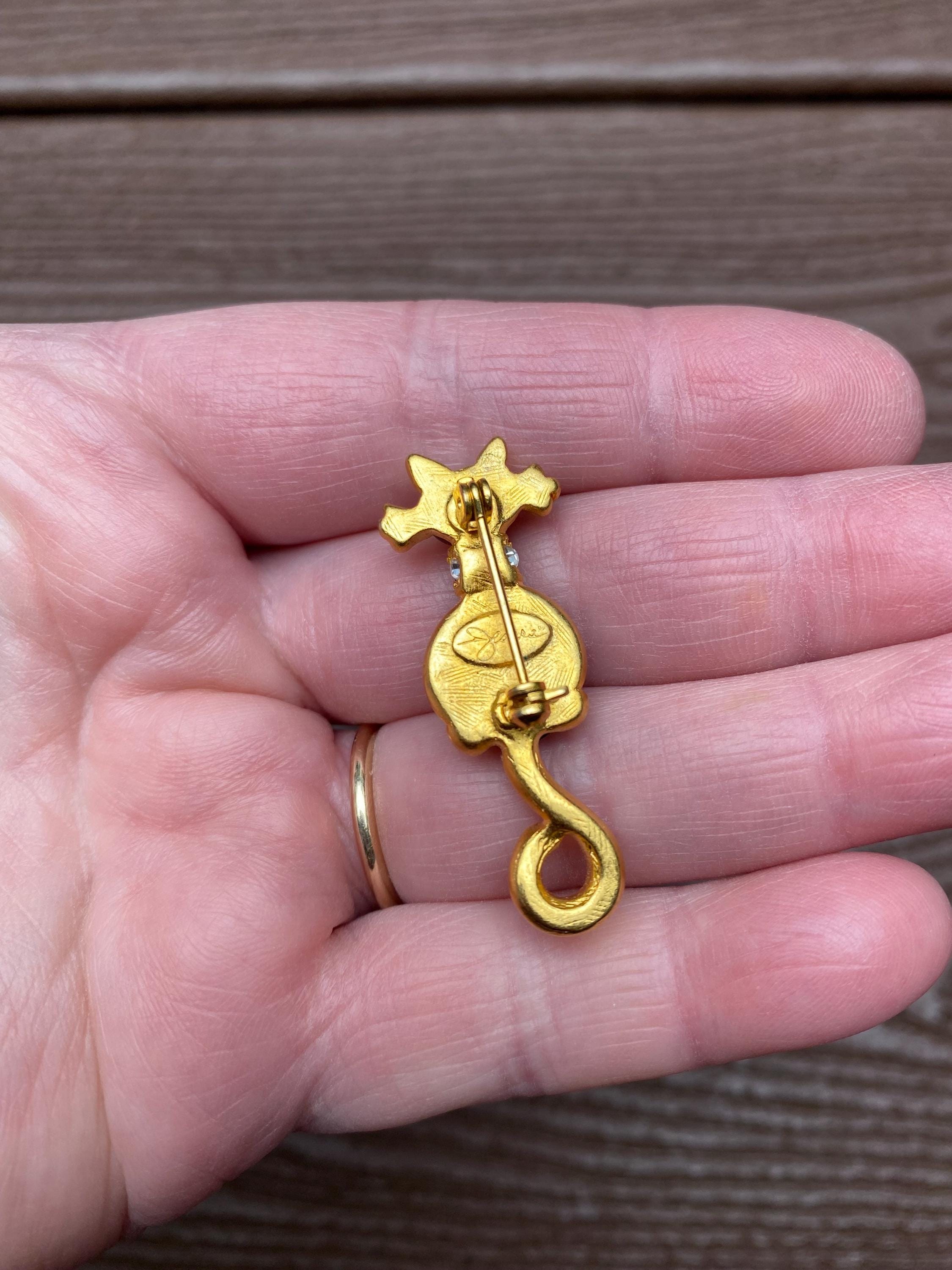 Broche vintage Or et perle Broche Pin de forme ovale forme oblongue Broche vintage Or et perle Broche Pin de forme ovale forme oblongue