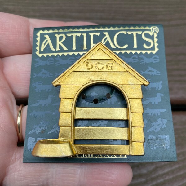 Vintage Jewelry Signed JJ Jonette Adorable Dog House Photo Picture Frame Pin Brooch