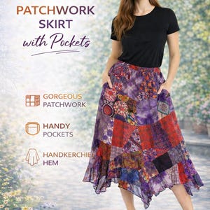 Może przedstawiać: Spódnica patchwork z kieszeniami, z mieszanką czerwonych, fioletowych i kwiatowych wzorów. Spódnica ma chusteczkowy dół i jest reklamowana tekstem "Sharon Patchwork Skirt with Pockets."