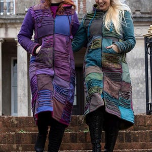 Mooie Anandi lange katoenen fleece patchwork jas hippiestijl boho jas winter fleece gevoerde warme jas paars blauwe kapmantel