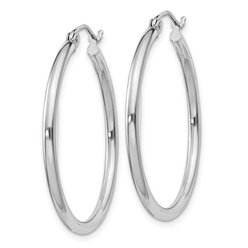 14k White Gold 2mm Glitter Round Hoop Earrings 24 x 24 mm 14k White Gold 2mm Glitter Round Hoop Earrings 24 x 24 mm