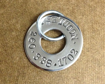 Placas de identificación para perros estampadas a mano - Hechas a pedido - Planas de acero inoxidable pulido de 1-1/4"