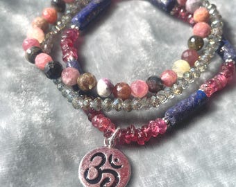 Lapis armbandspaket/Stapelbara ädelstensarmband/Gåva/Turmalinsmycken/Granatpärlarmband/Namaste-berlockarmband