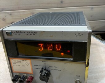 Vintage DIgital Voltmeter Hewlett Packard,Vintage Science Classroom