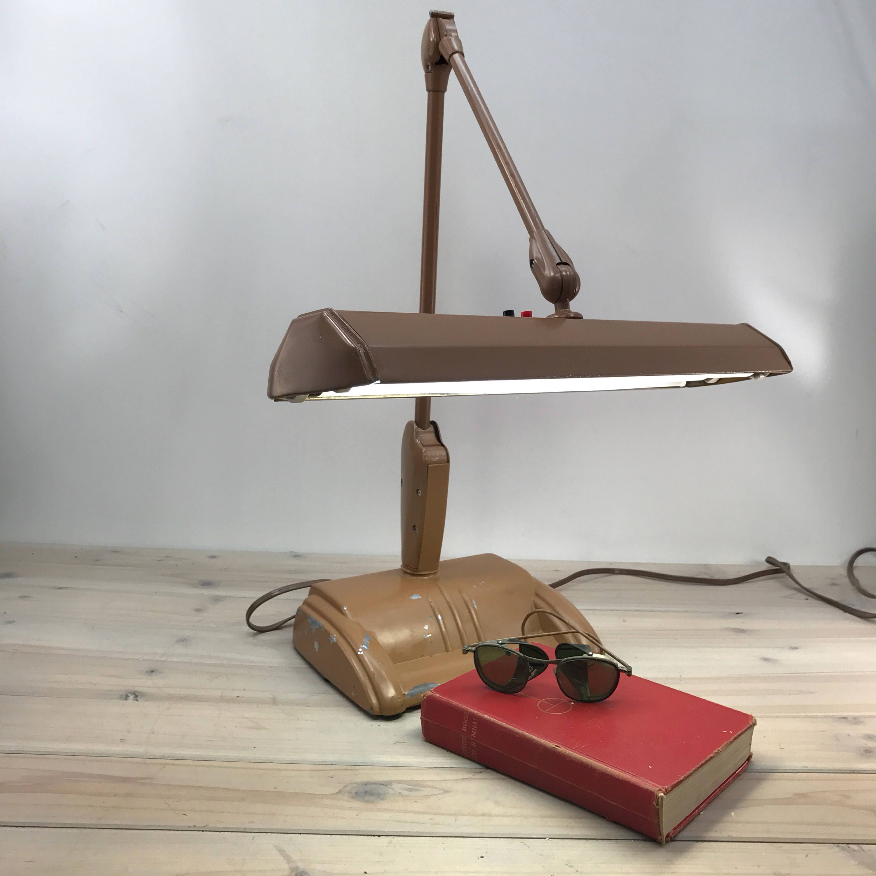 drafting lamp swing arm