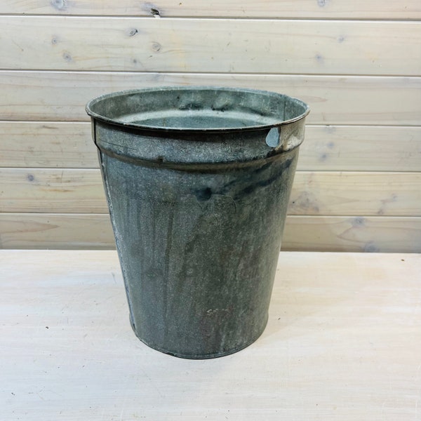 Vintage Galvanized Bucket, Maple Syrup Bucket, Planter, Plants, Flowers