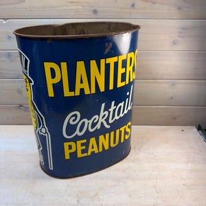 Vintage Peanuts Trash Can - Etsy