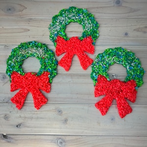 Vintage Wreath Pop Corn Plastic Christmas Decor, Door Hanging, Pop Corn Christmas, 1970-SET OF 3