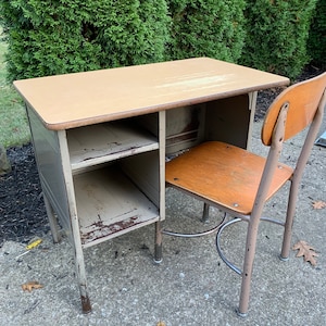 Vintage School Desk Metal, Cubby Desk, School Desk, 7 in stock 25&quot; H