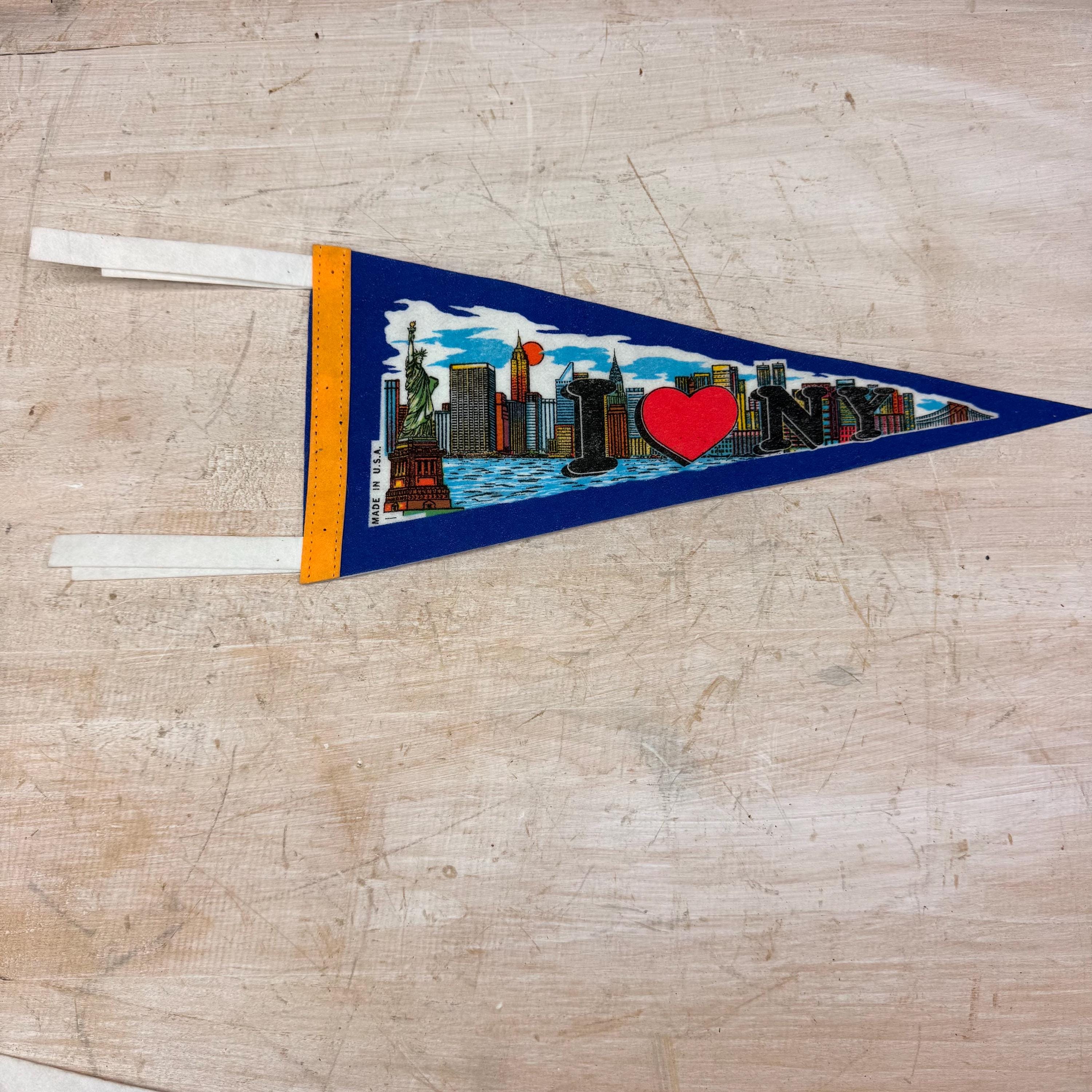 Twin Towers Display - Etsy