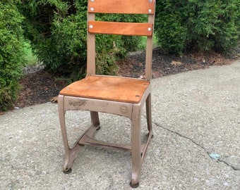 Vintage School Chair, Eames Era, Kindergarten Chair 13"