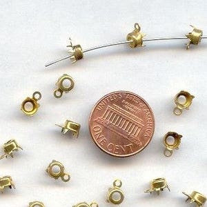 24 Vintage Brass 4 Prong Round 4.5mm. Rhinestone Cup Setting Bead Charms 1671