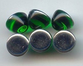 48 Vintage Emerald Acrylic 9mm. Round High Dome Cabochons 7114