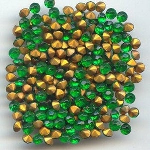 1000 Vintage Czechoslovakian Glass Emerald 3.5mm Round Czech Rhinestone Gems 3108