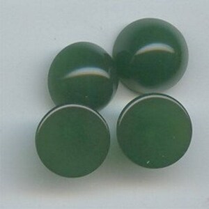 24 Vintage Jade Acrylic 15mm. High Dome Round Smooth Cabochons 7161