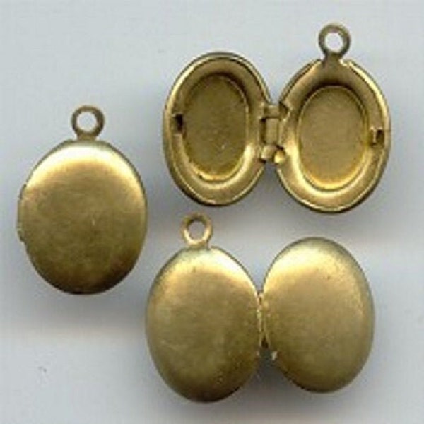 6 Vintage Patina Brass 12x10mm. Oval Smooth Pendant Charm Lockets 5104