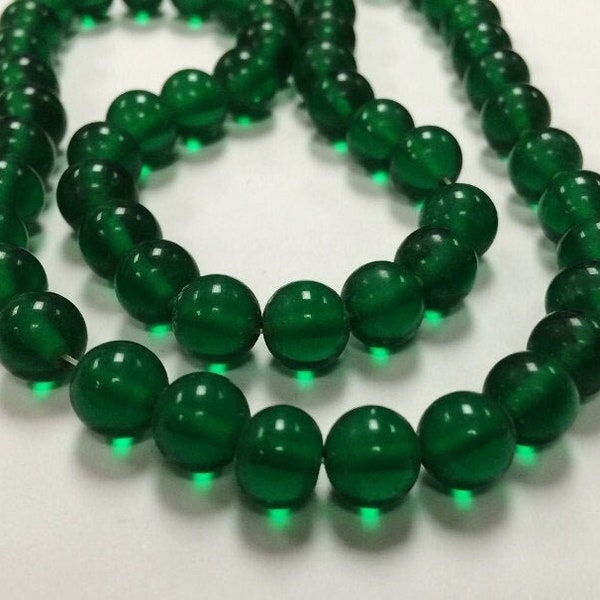 100 Vintage Japan 1950's Cherry Brand Glass Emerald Green 8mm. Round Loose Beads 4571L
