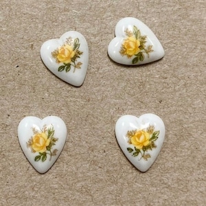 12 cabujones vintage de cristal japonés con forma de rosa amarilla de 11 mm y corazón blanco en forma de camafeo de Limoge 389