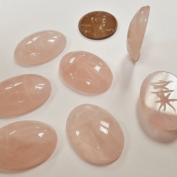 1 Vintage Japanese Genuine Rose Quartz Gemstone 25x18mm. Oval Scarab N132