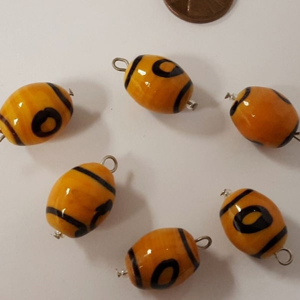 2 Vintage Glass Orange Black Handmade Tribal Glass 15x13mm. Smooth Barrel Trade Pendant Bead Charms R523