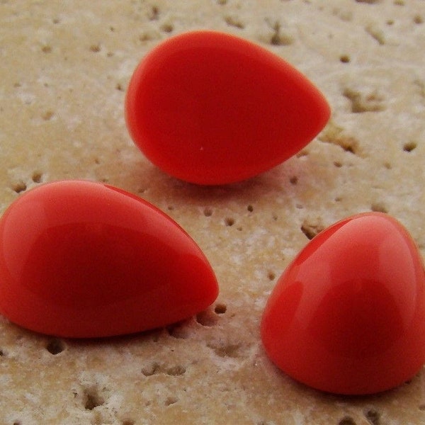 24 Vintage Coral Acrylic 18x13mm. High Dome Teardrop Cabochons 7098