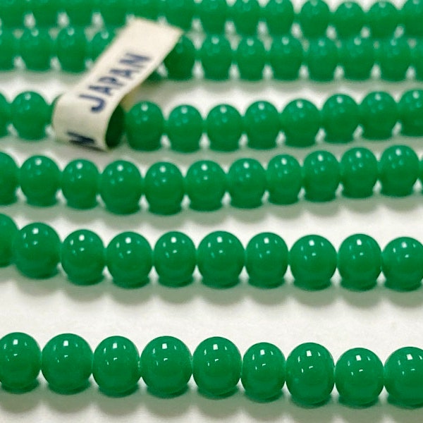 200 Vintage Japanese Cherry Brand Glass Jade 5mm. Smooth Round Beads 4656