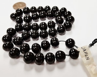 40 Vintage Japanese Cherry Brand Glass Jet Black 10mm. Smooth Round Beads 4565