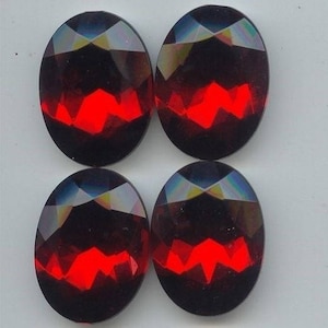 6 Vintage Ruby Acrylic 40x30mm. Oval Faceted Gem Jewels 6817
