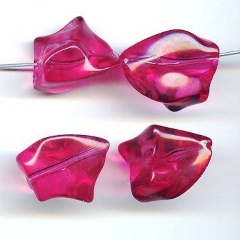 Nugget Beads 1933 12 Vintage Pink Acrylic 24x18mm