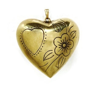 Vintage Brass Puffed Heart Etched Flower & Heart Design Large 3D Pendant 5295P