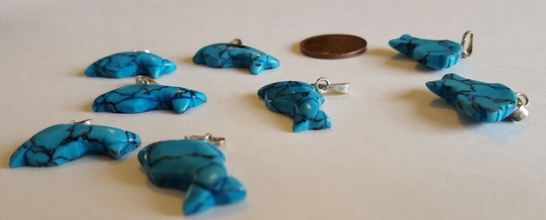 1 Vintage Genuine Turquoise Howlite Gemstone Hand Carved 12x23mm. Dolphin Pendant Charm R544 image 3