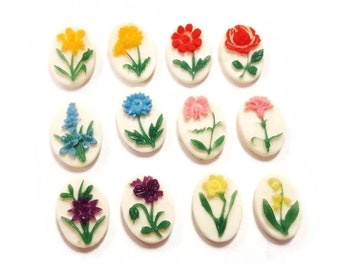 12 Vintage Hong Kong Assorted Color Flowers 14x10mm. Oval Cabochon Cameos 349