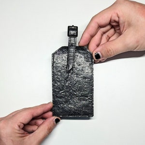 Schwarzer Gepäckanhänger, geschmolzener Kunststoff-Designer-Kofferaufkleber, kantige minimalistische Taschenmarkierung, Reisegepäck-ID-Abzeichen, durchsichtiger PVC-Fensterkartenschlitz