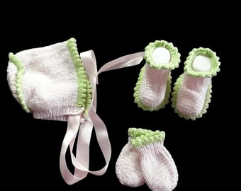 Baby bonnet and booties hand knitted in pale pink and green to fir 0-3 months