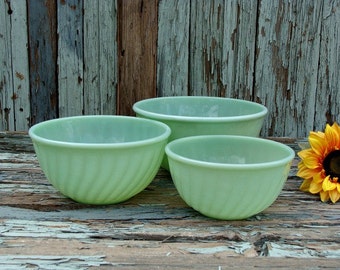 Three (3) Genuine Fire King Bowls Jadeite Wear Swirl Pattern