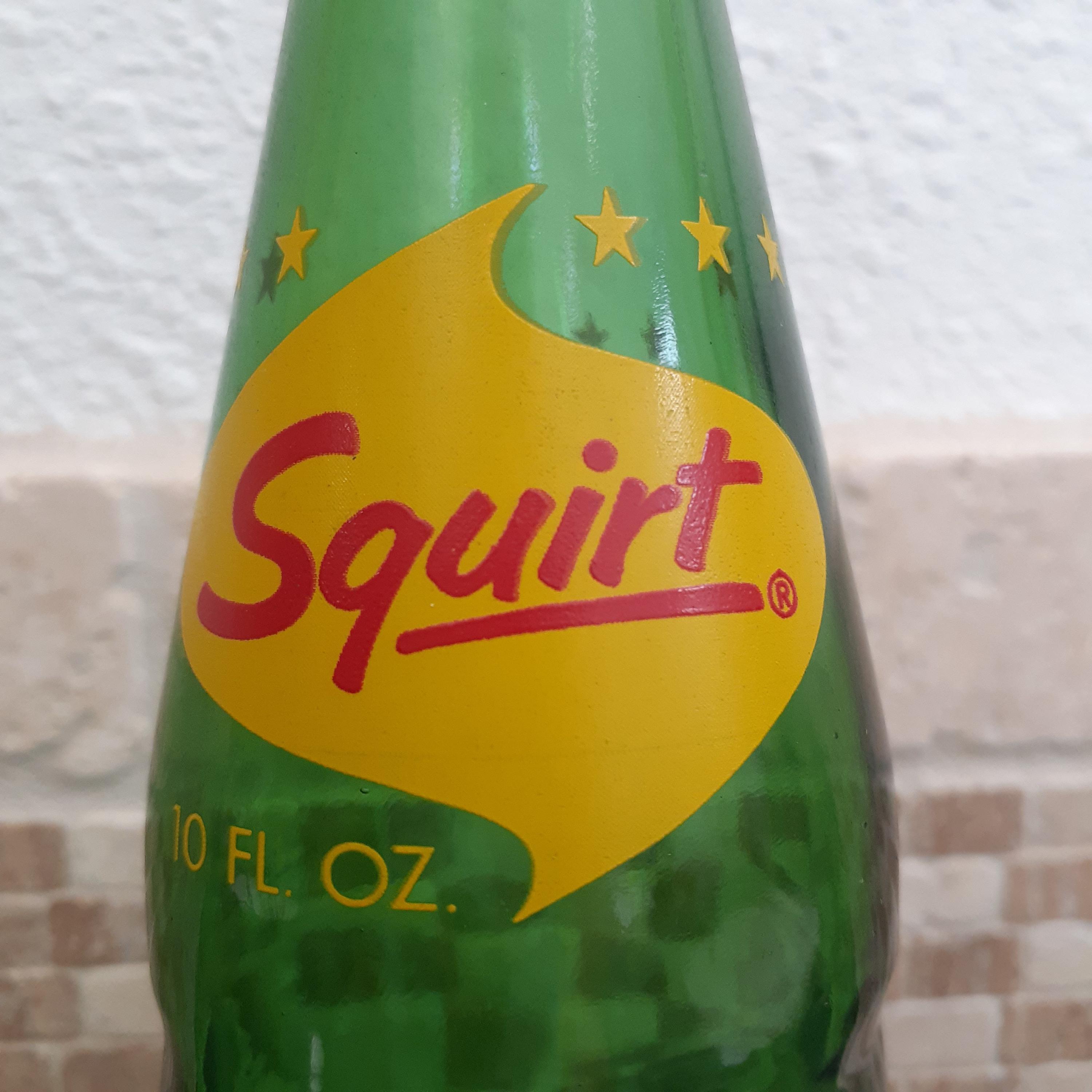 Vintage / Squirt / Soda Pop Bottle / Green Spiral Glass / 10 Oz