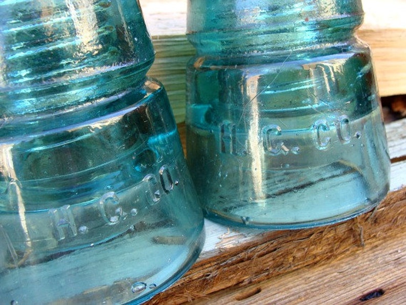 2 Bee Hive Dome Insulators H G Co Hemingray Co image 2