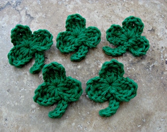 St Patrick's Day / Pins Set of Five (5) / Shamrocks / Handmade / Shamrock Pin / Shamrock Brooch / Good Luck Clover / Emerald Green Clovers